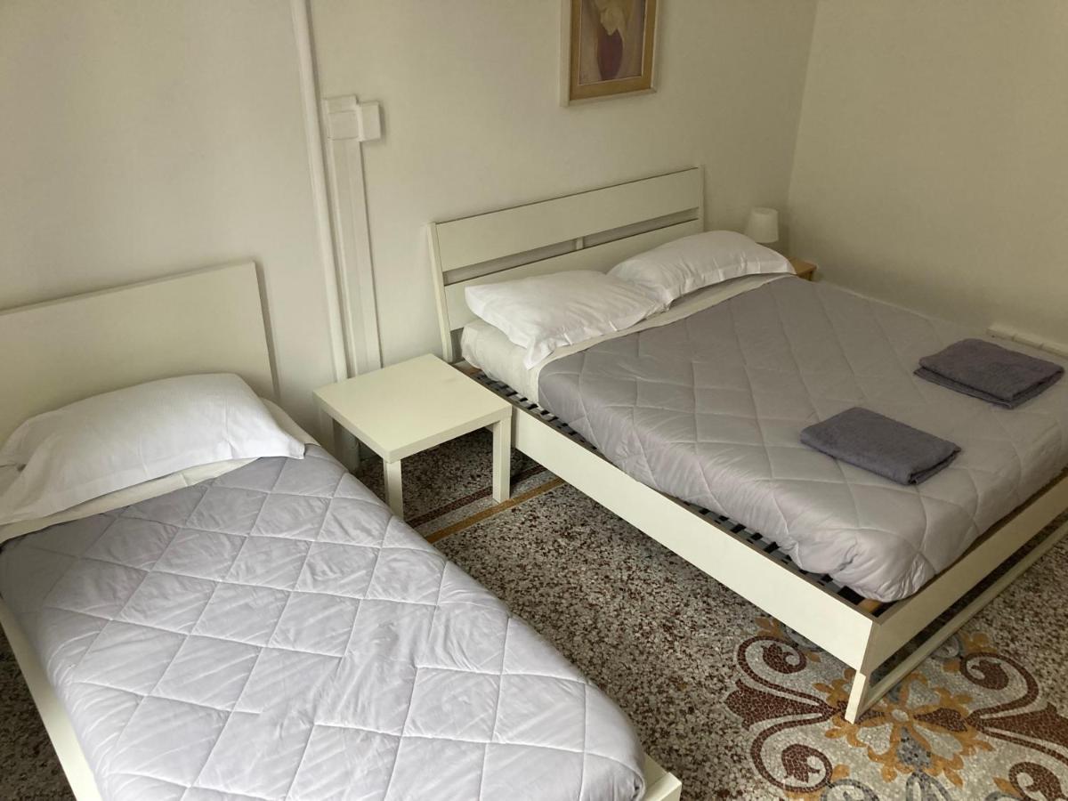 Guest House Roma Genova Kültér fotó