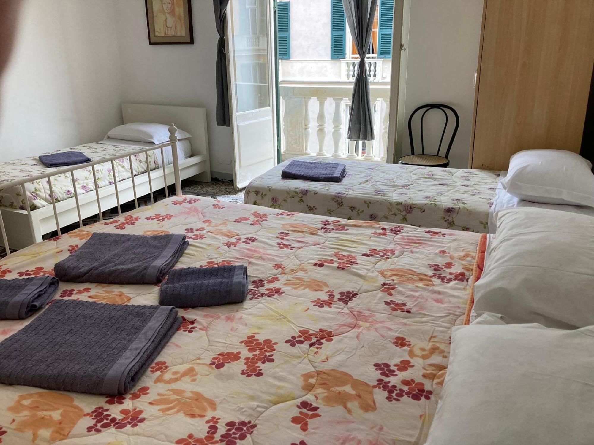 Guest House Roma Genova Kültér fotó